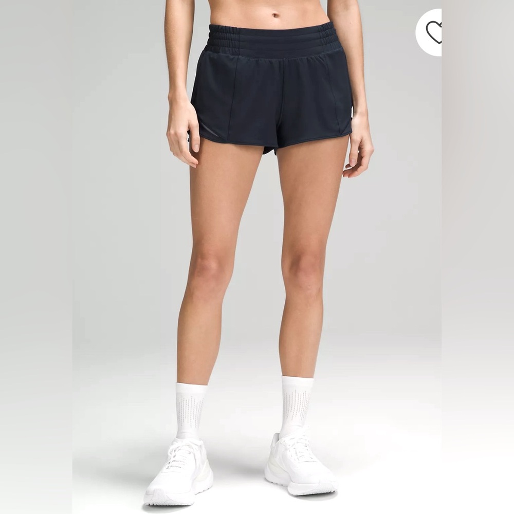 Lululemon Hotty Hot High Rise 2.5” Inseam Shorts